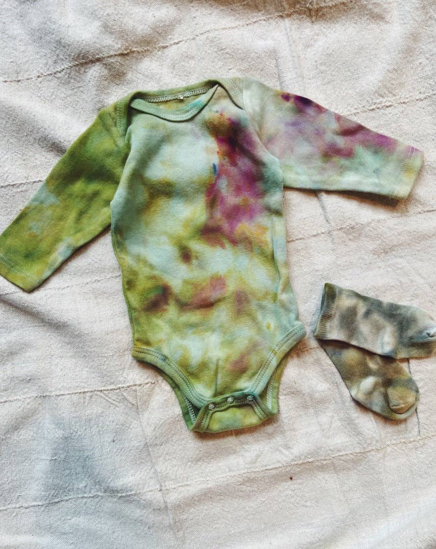 Long Sleeve Organic Onesies 4 Colors!: 6-12 mo / Desert Sunset