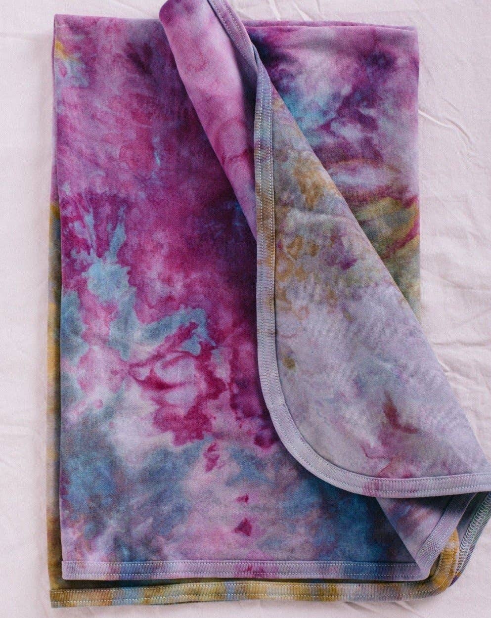 Organic Cotton Tie Dye Baby Blanket in Amethyst